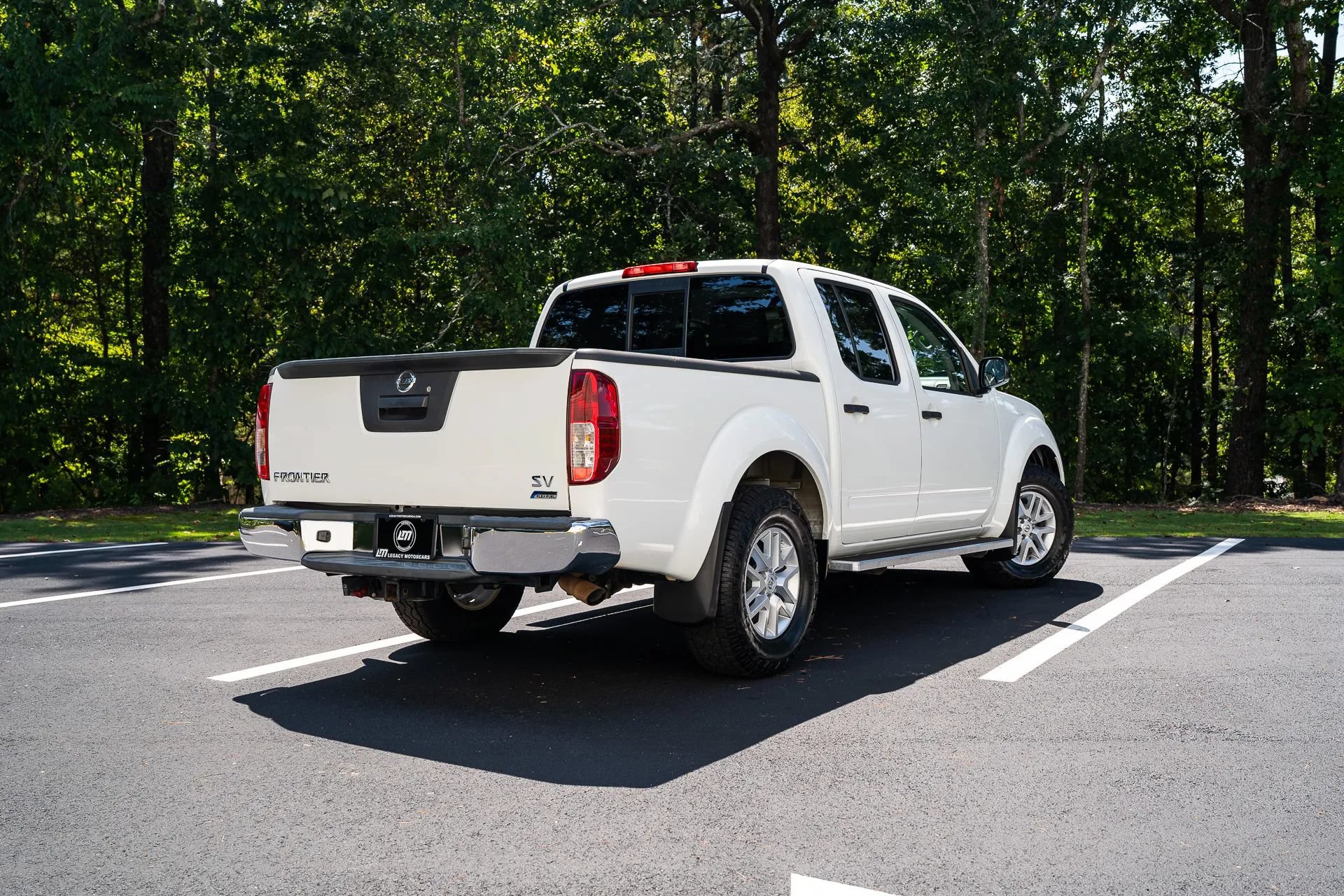 Used 2019 Nissan Frontier SV RWD image 2