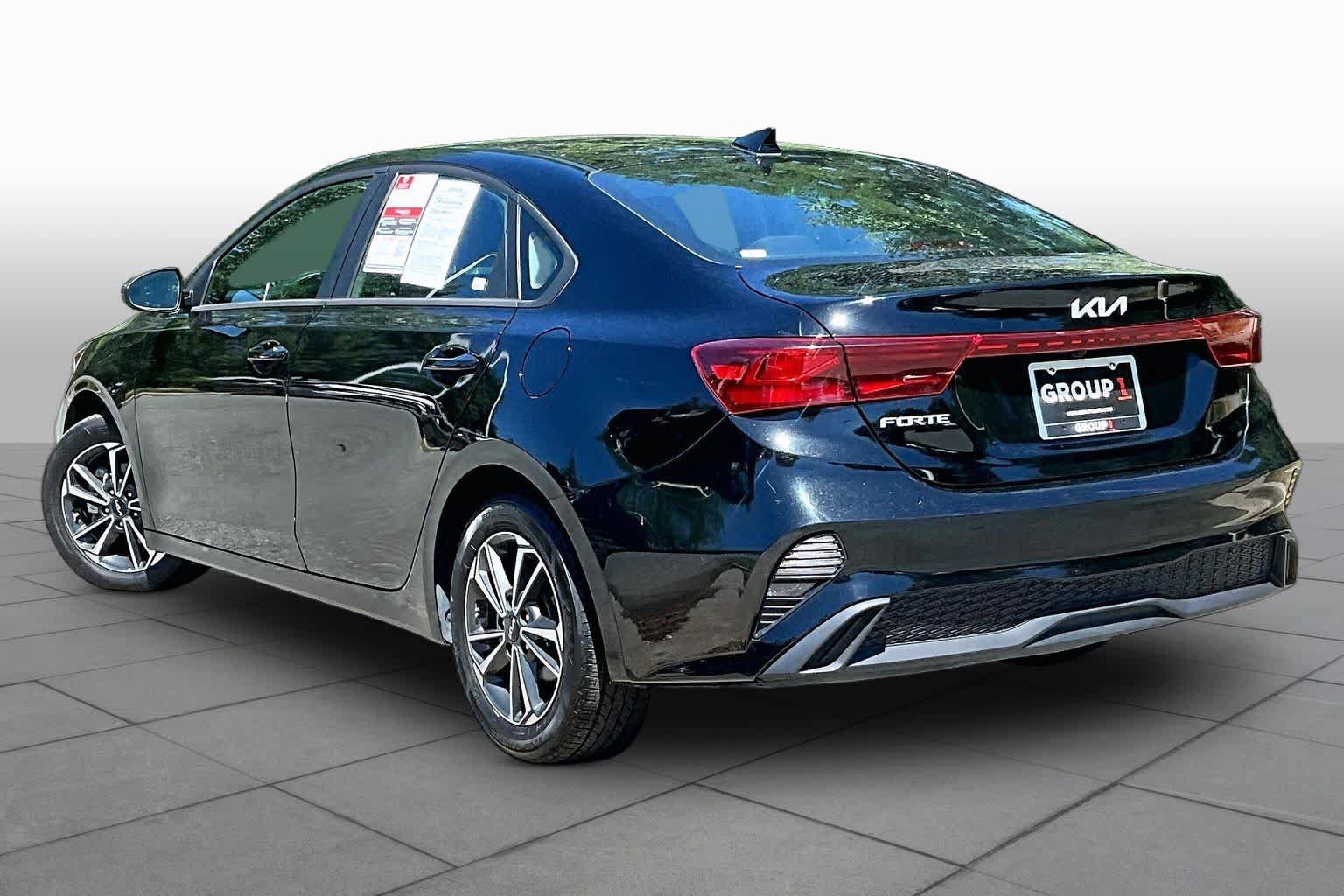 Used 2024 Kia Forte LXS FWD image 12