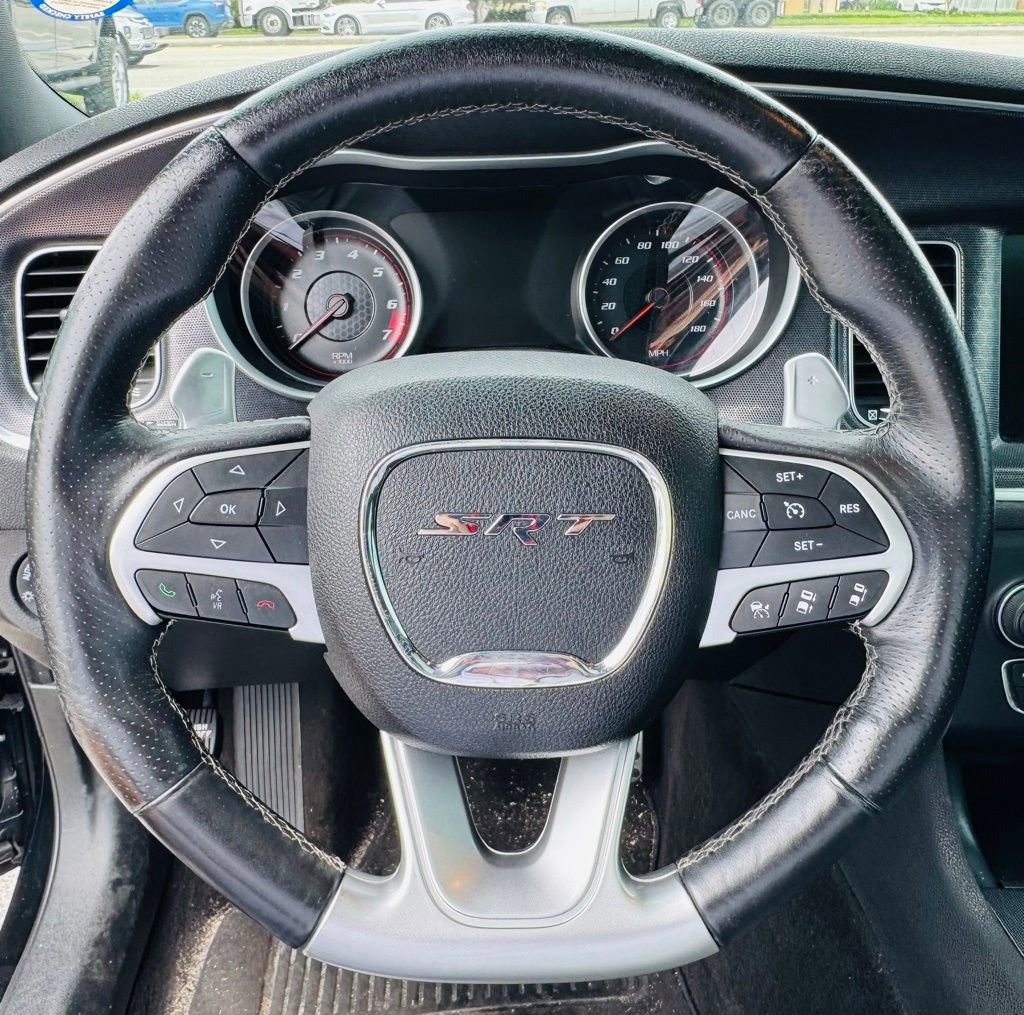 Used 2016 Dodge Charger SRT w/ Harman/Kardon Audio Group RWD image 10