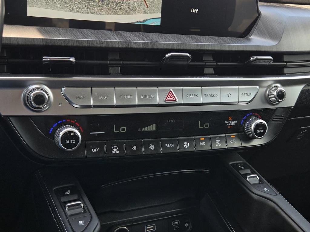 Used 2025 Kia Telluride EX FWD image 23
