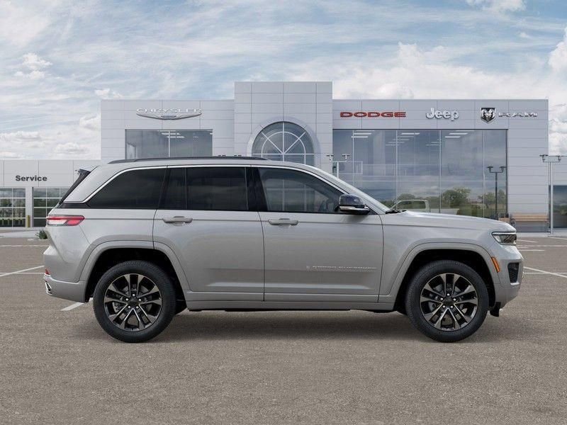 New 2025 Jeep Grand Cherokee Overland image 21