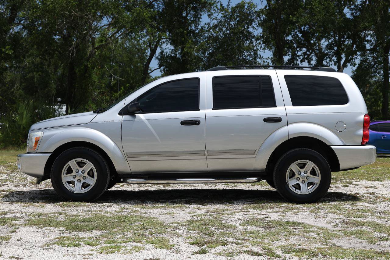 Used 2005 Dodge Durango SLT RWD image 3