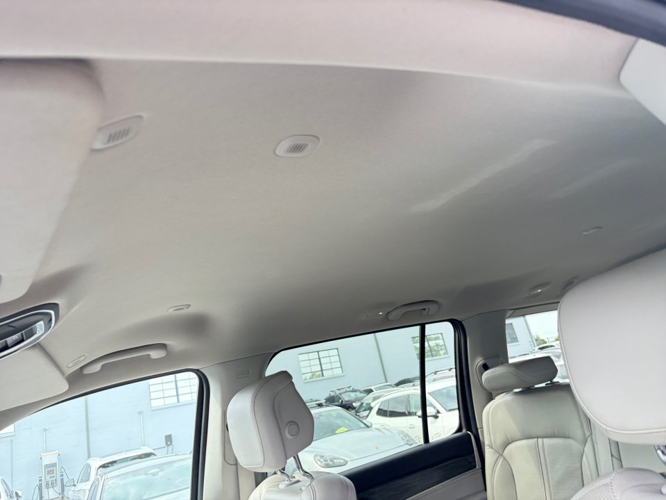 Used 2022 Jeep Wagoneer Series II AWD/4WD image 21