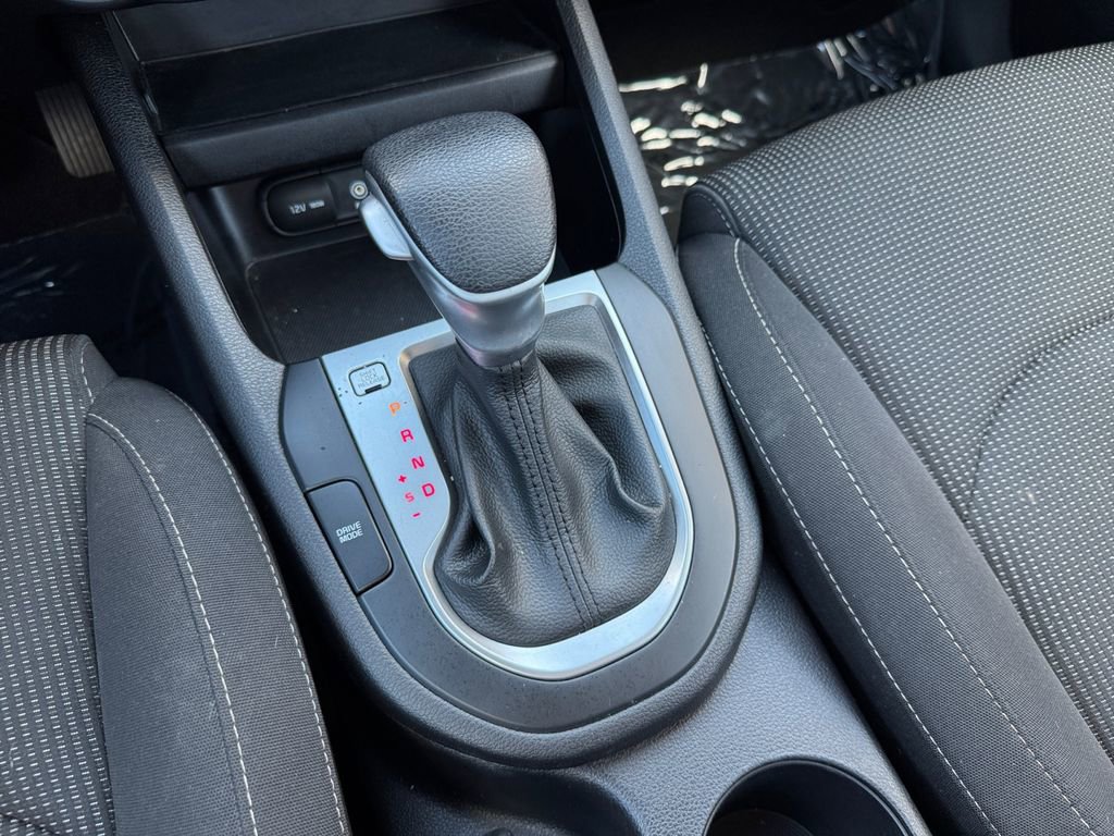 Used 2020 Kia Forte LXS image 29