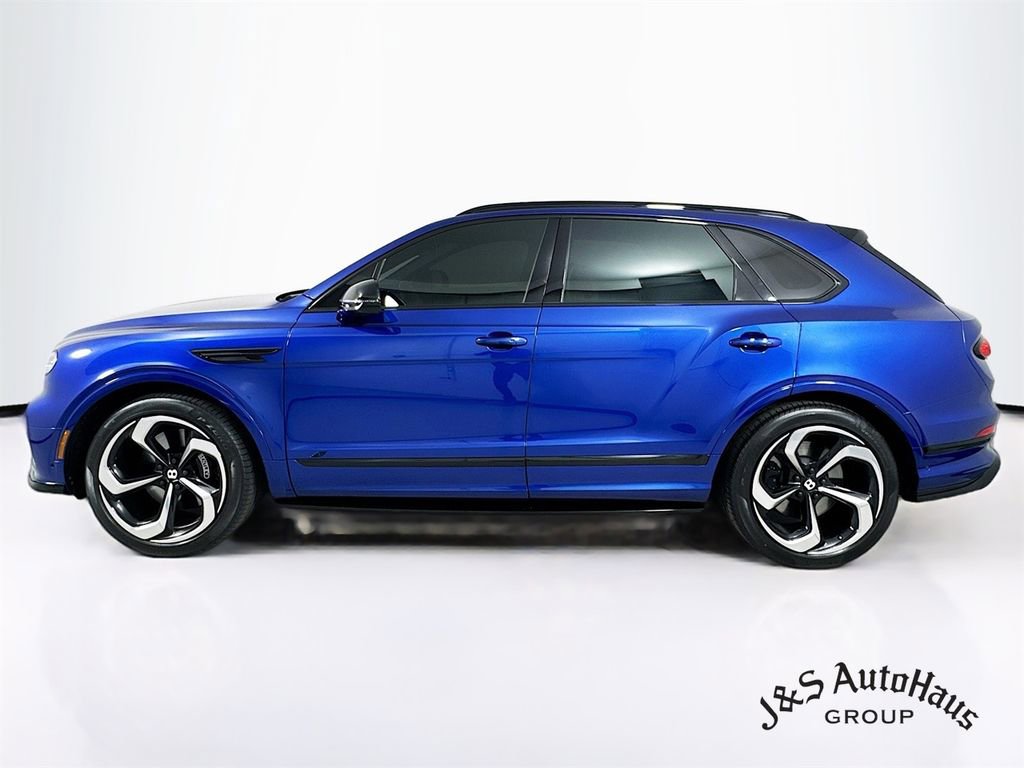 Used 2022 Bentley Bentayga AWD/4WD image 4