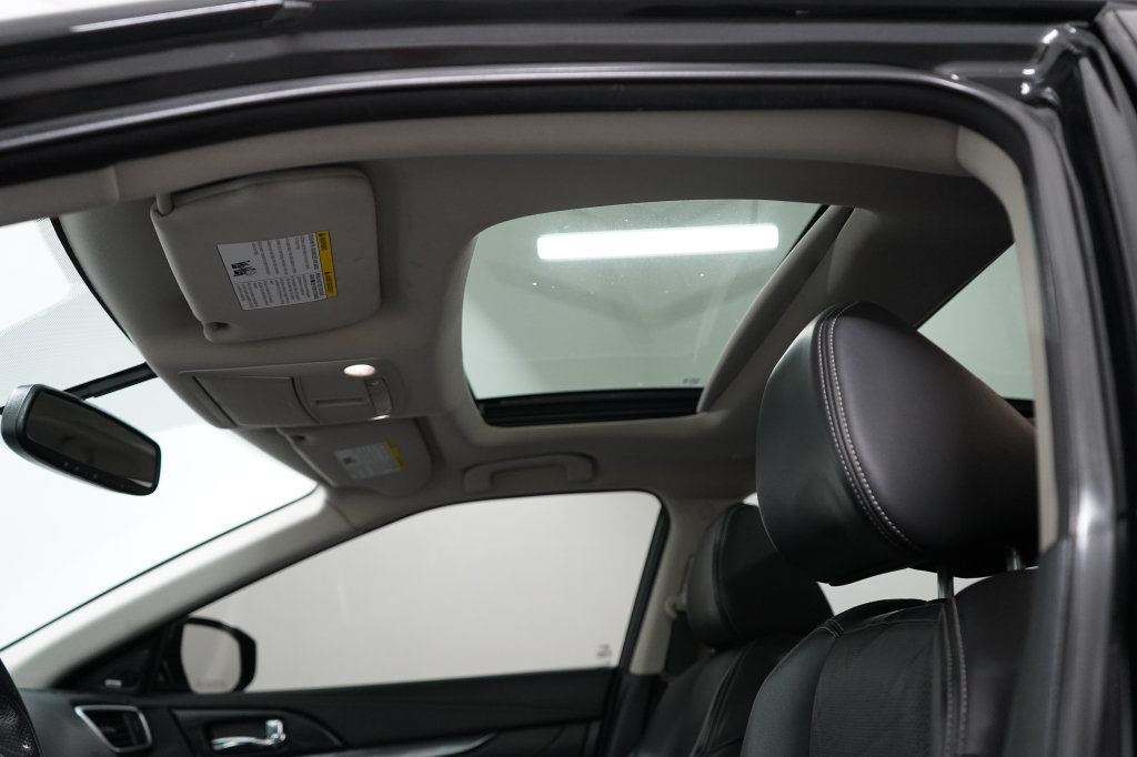 Used 2019 Nissan Maxima 3.5 SV FWD image 17