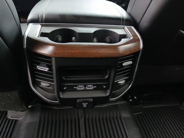 Used 2024 RAM 4500 Laramie AWD/4WD image 15