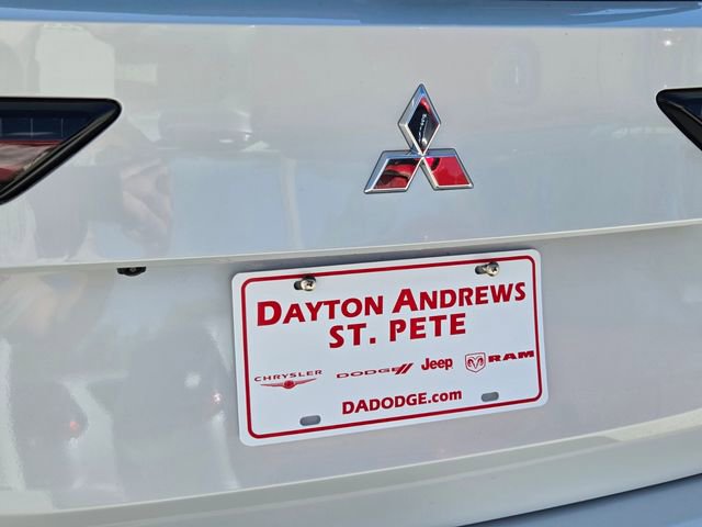 Used 2025 Mitsubishi Outlander SE image 11