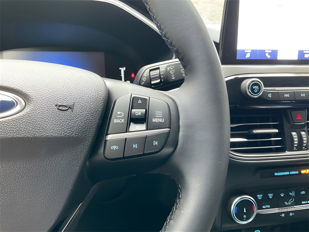 Used 2023 Ford Escape Active image 27