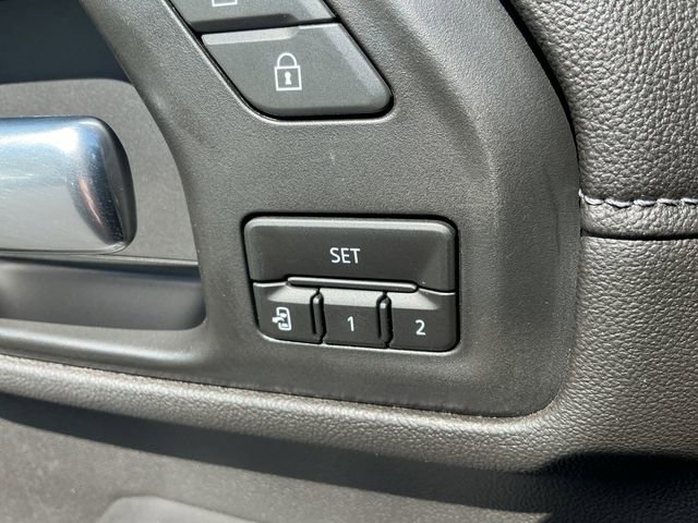 Used 2021 Chevrolet Silverado 2500 LTZ w/ LTZ Plus Package AWD/4WD image 17