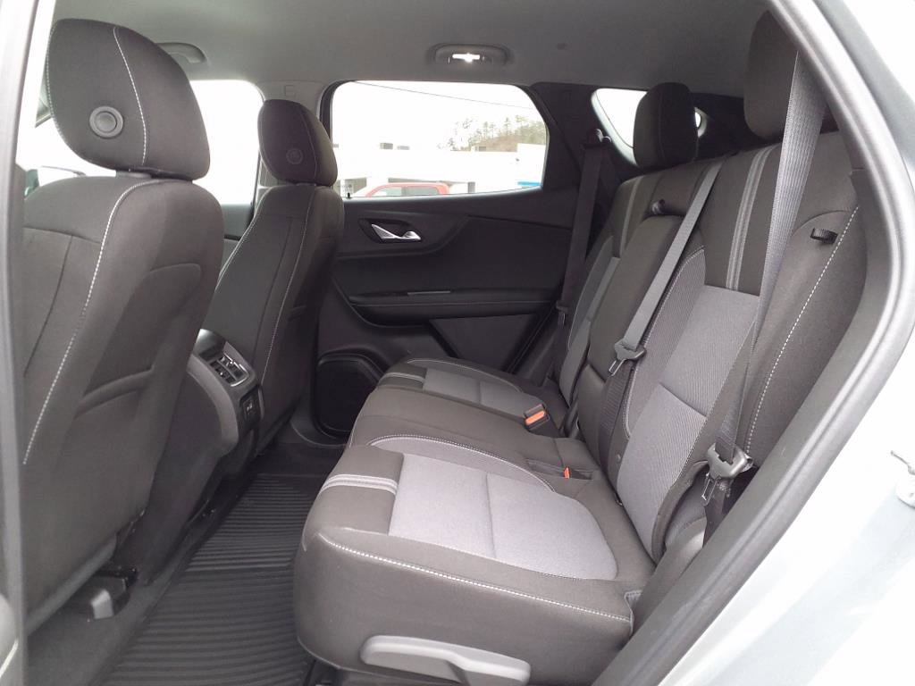 New 2025 Chevrolet Blazer LT w/ Convenience Package image 6