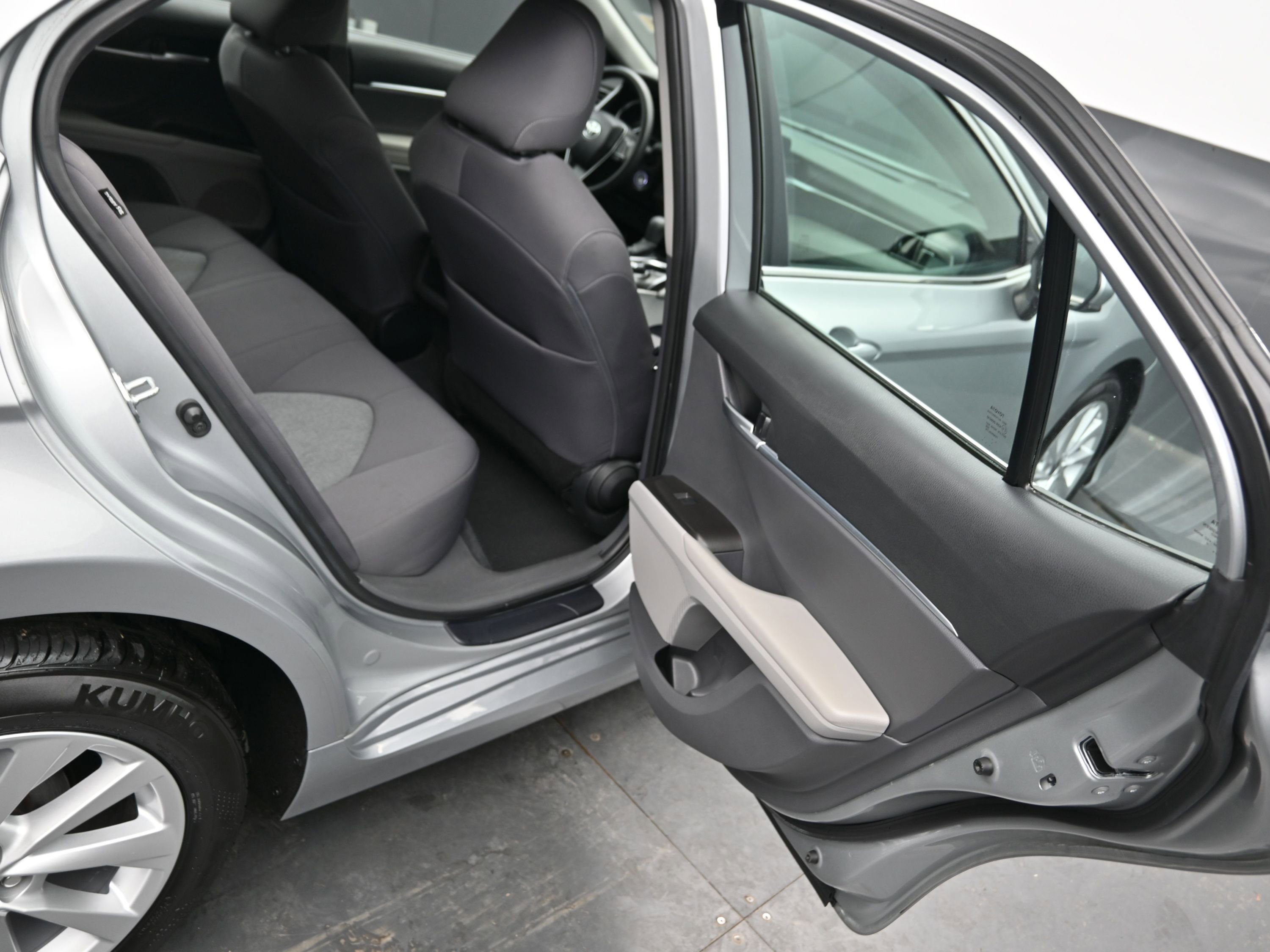 Used 2024 Toyota Camry LE image 12