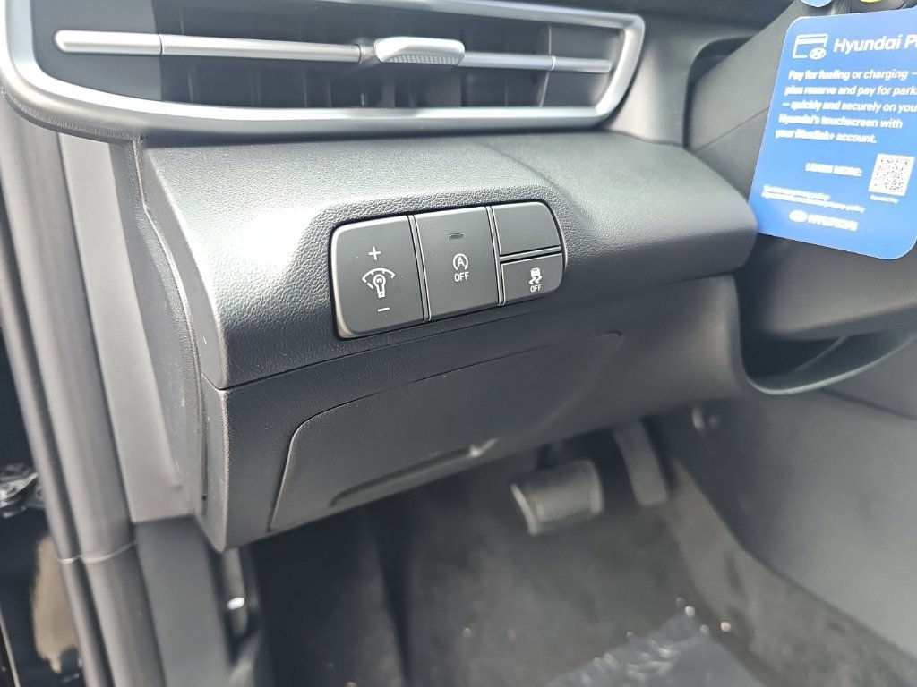 New 2026 Hyundai Elantra SE FWD image 15