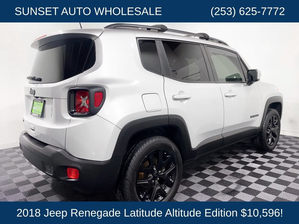 Used 2018 Jeep Renegade Altitude AWD/4WD image 28