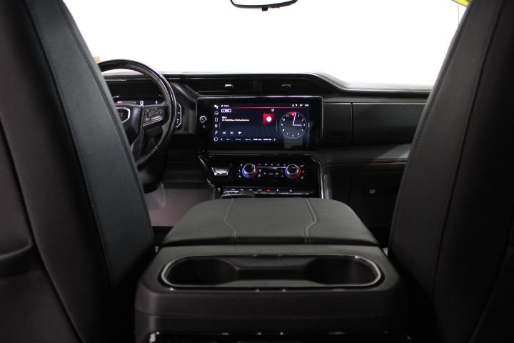 Used 2024 GMC Sierra 1500 AT4 w/ Technology Package image 32