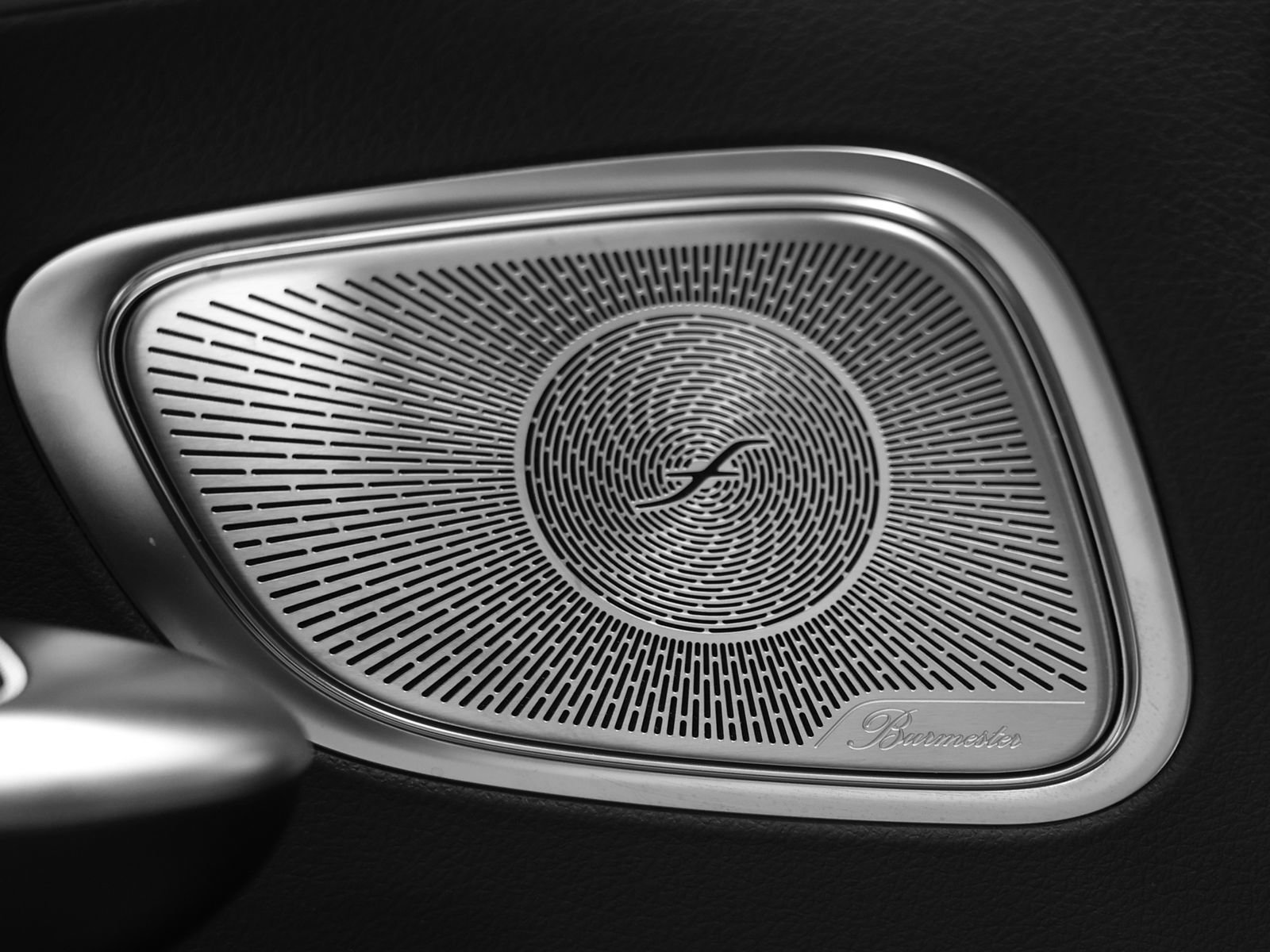 Used 2024 Mercedes-Benz GLC 300 image 45