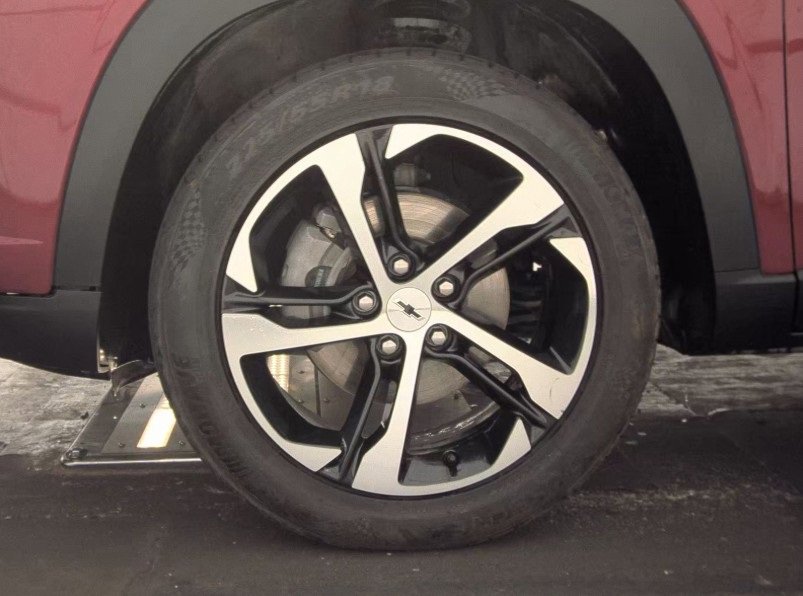 Used 2024 Chevrolet Trax RS w/ Driver Confidence Package image 22