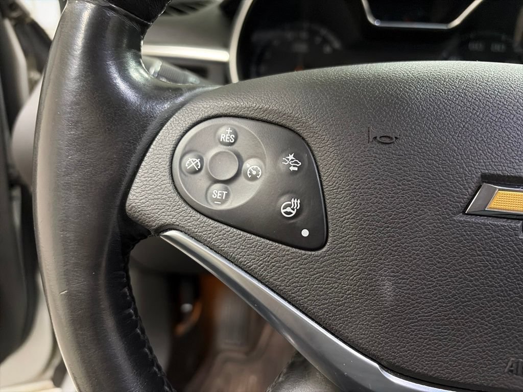 Used 2015 Chevrolet Impala LTZ FWD image 15