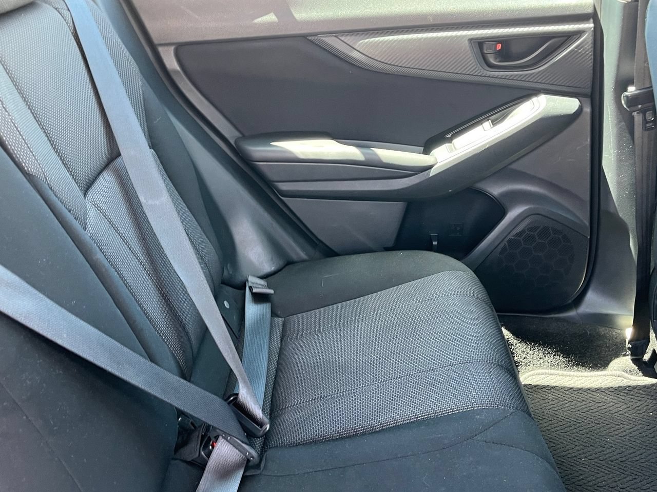 Used 2018 Subaru Impreza 2.0i Premium w/ Eyesight & BSD & Rcta AWD/4WD image 11