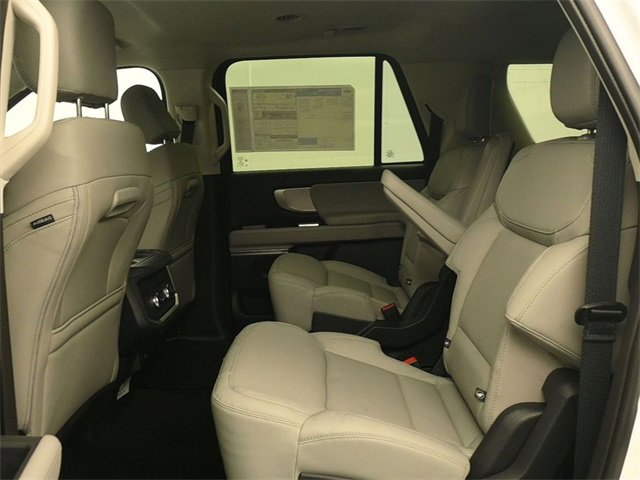 New 2026 Ford Expedition Max Active image 10