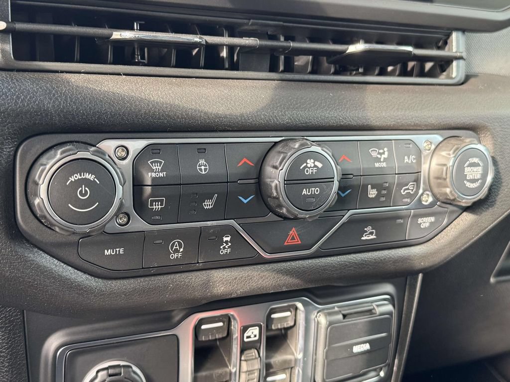 New 2026 Jeep Gladiator Sport AWD/4WD image 19