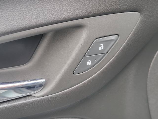 Used 2024 Chevrolet Equinox LT w/ LPO, Floor Liner Package FWD image 7