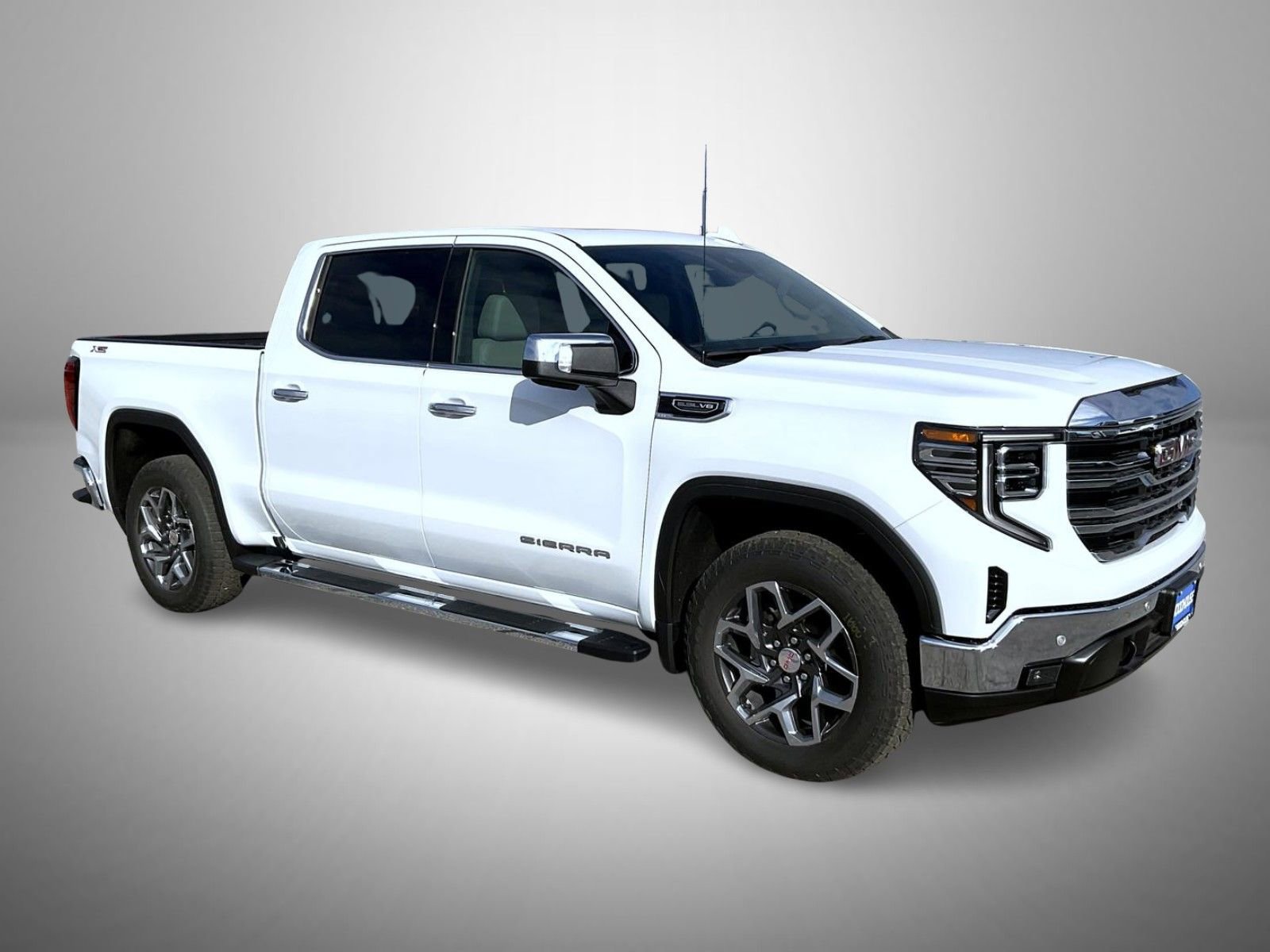New 2026 GMC Sierra 1500 SLT w/ SLT Premium Plus Package image 3
