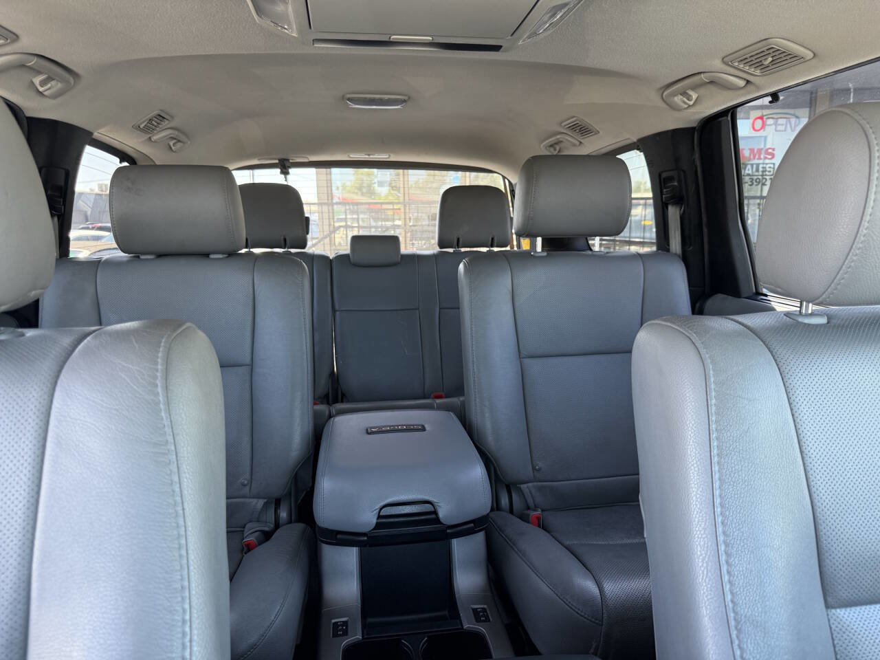 Used 2012 Toyota Sequoia Platinum image 26