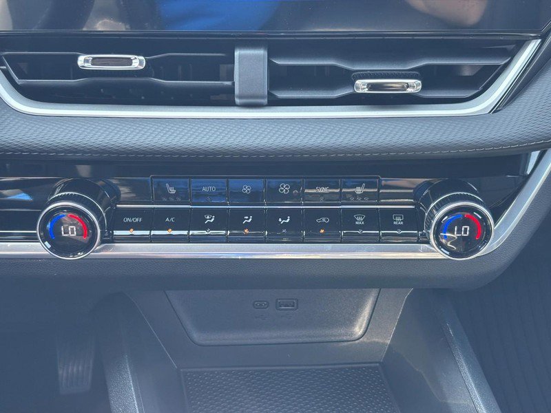 New 2026 Chevrolet Equinox LT w/ Convenience Package II FWD image 18