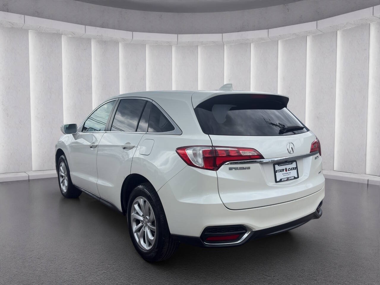 Used 2016 Acura RDX w/ Technology Package AWD/4WD image 3