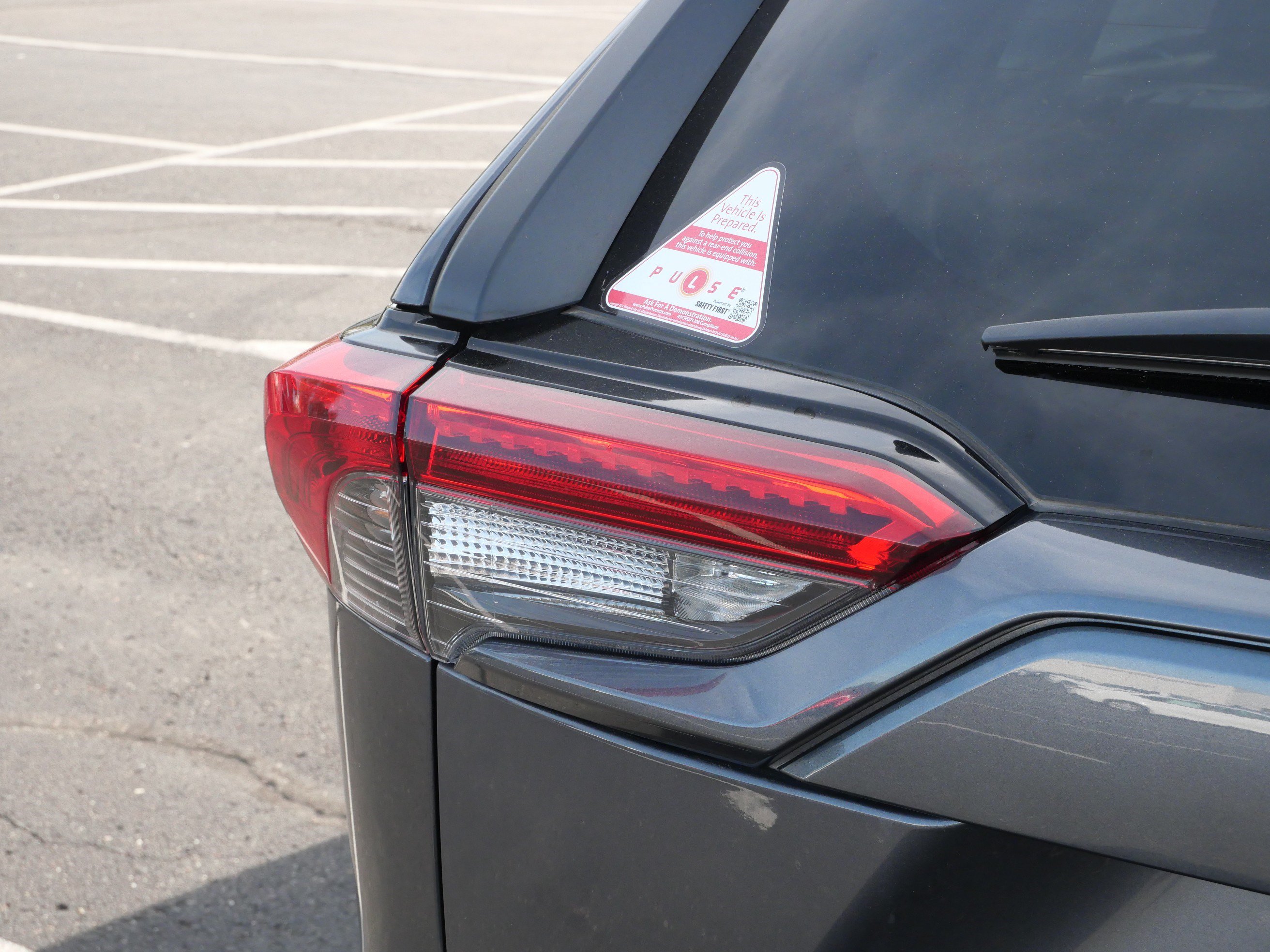Certified 2025 Toyota RAV4 LE AWD/4WD image 18