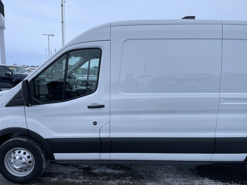New 2026 Ford Transit 250 148 Medium Roof Extended AWD w/ Load Area Protection Package image 35