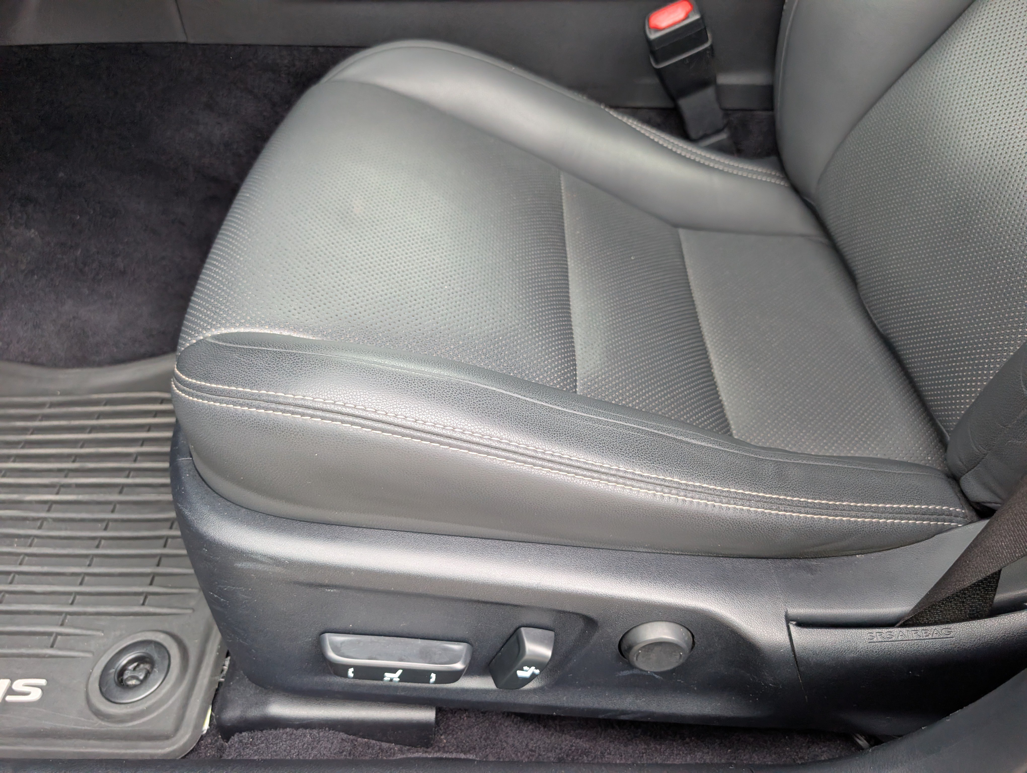 Used 2014 Lexus IS 250 AWD w/ Navigation Package image 10
