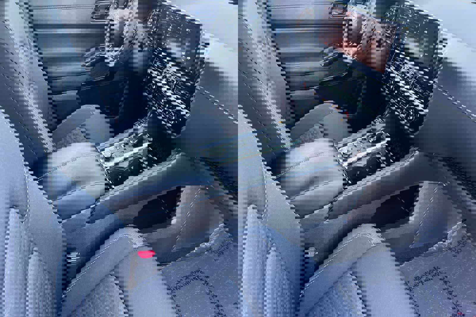 New 2026 Nissan Pathfinder SV image 20