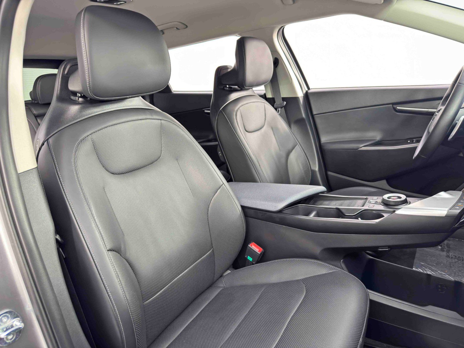 Used 2023 Kia EV6 Wind w/ Wind Technology Package AWD/4WD image 34