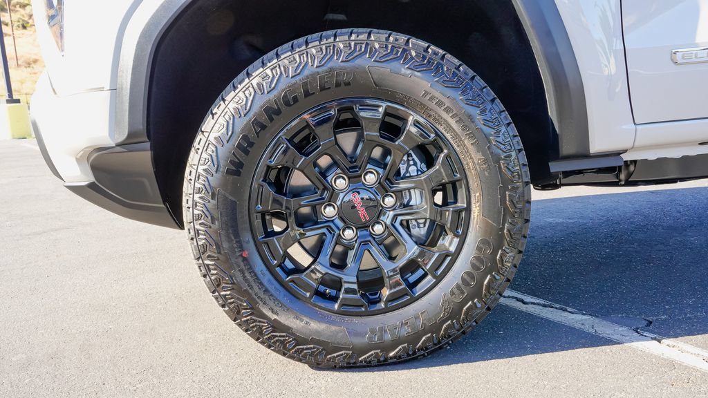 New 2026 GMC Canyon Elevation w/ Convenience Package AWD/4WD image 7