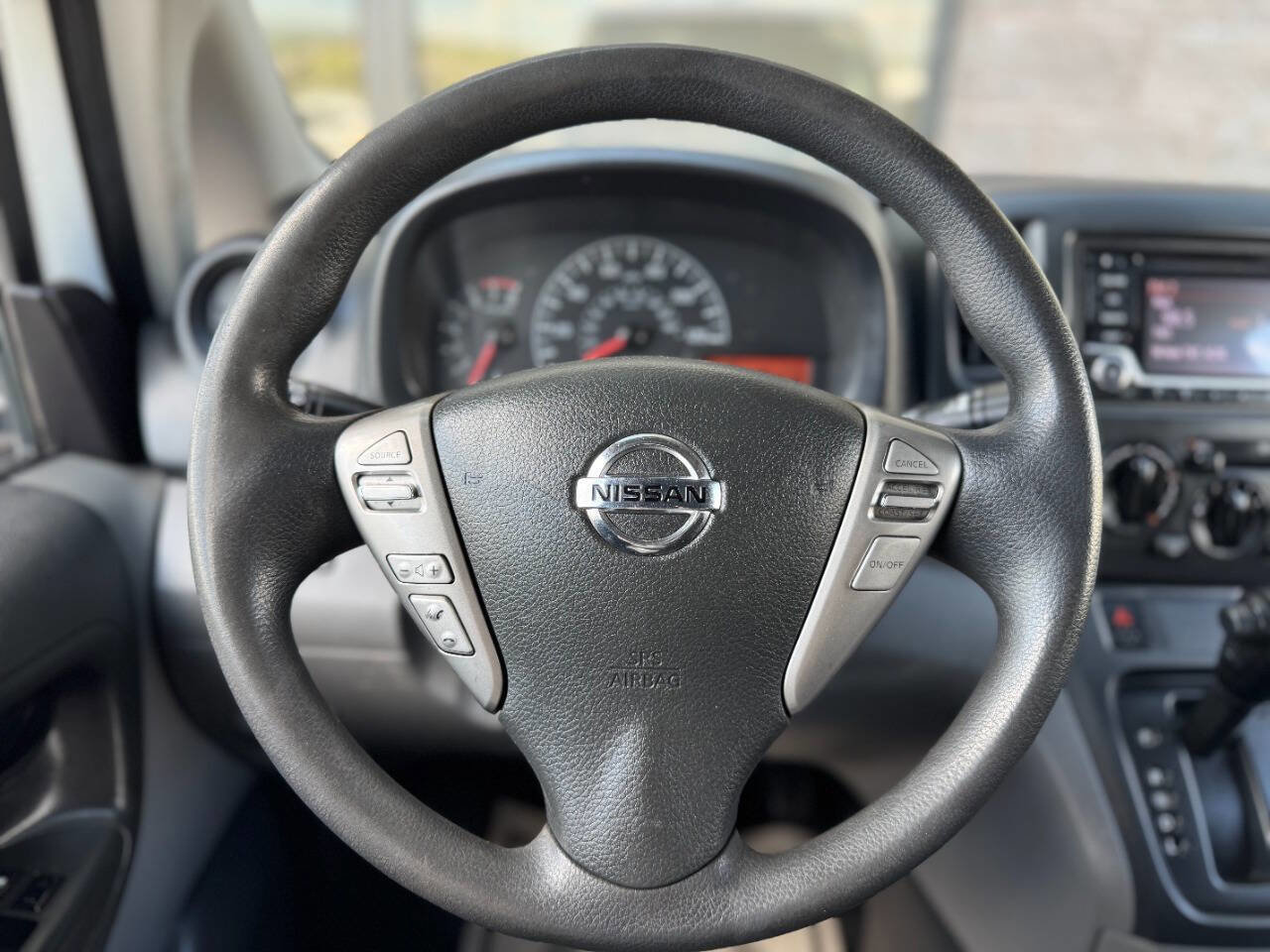 Used 2019 Nissan NV200 S image 11