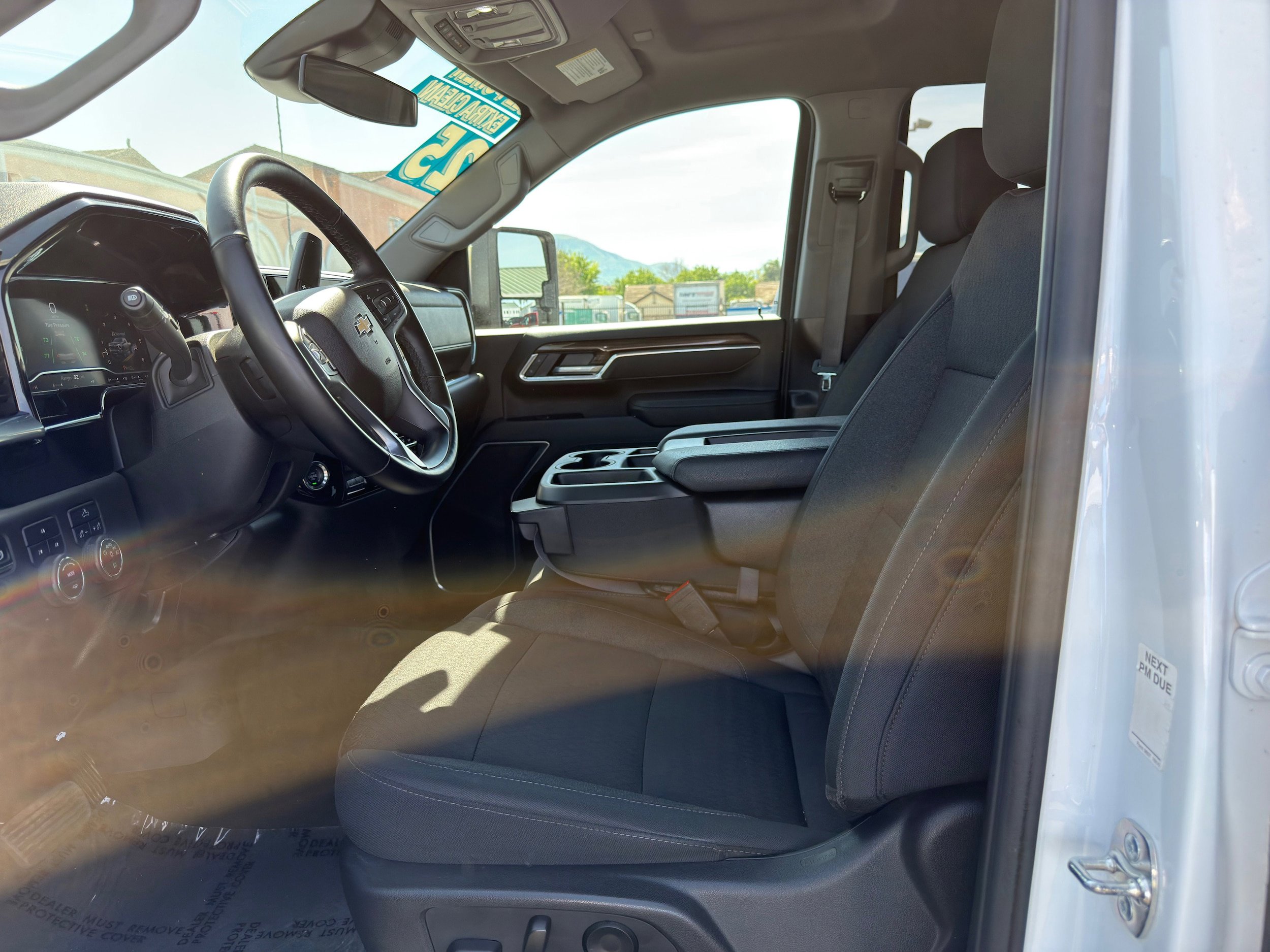 Used 2025 Chevrolet Silverado 2500 LT w/ Convenience Package AWD/4WD image 25