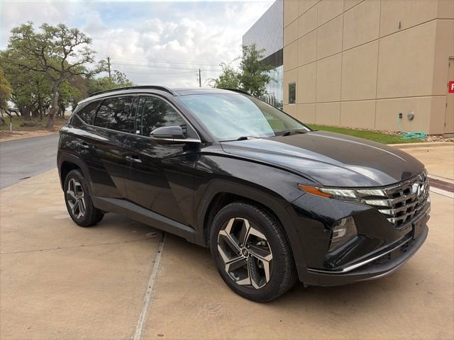 Certified 2024 Hyundai Tucson Limited AWD/4WD image 4