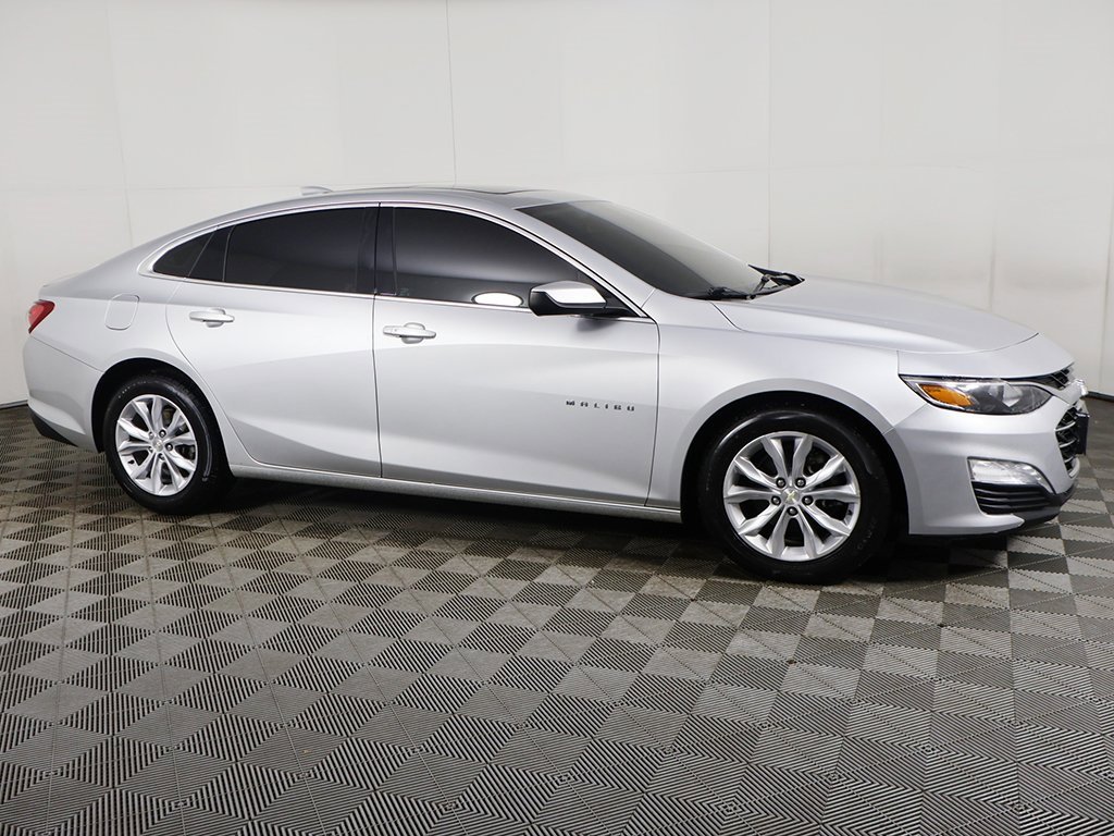 Used 2021 Chevrolet Malibu LT image 17