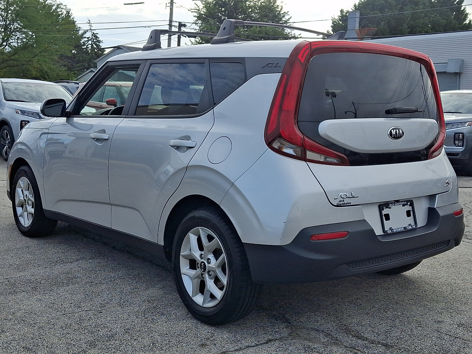 Used 2020 Kia Soul S FWD image 4