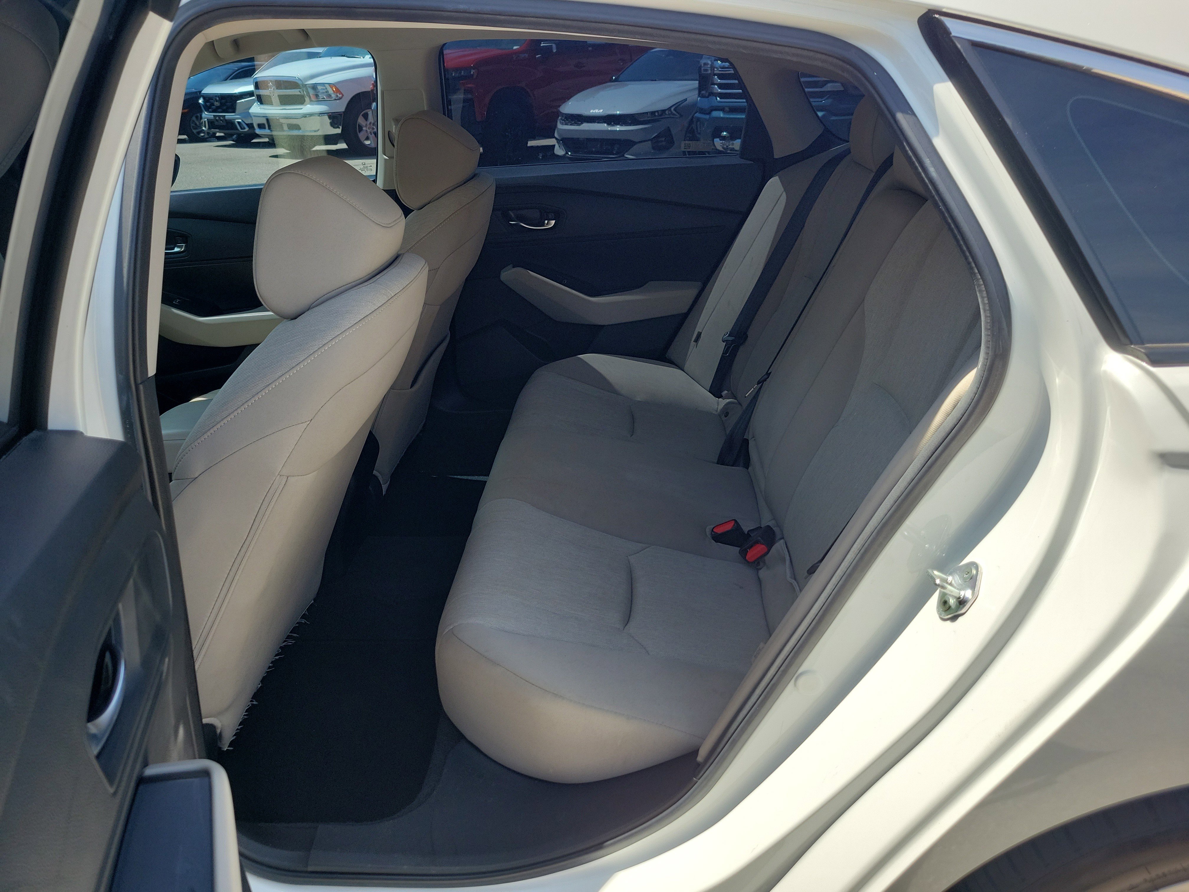 Used 2023 Honda Accord LX image 11