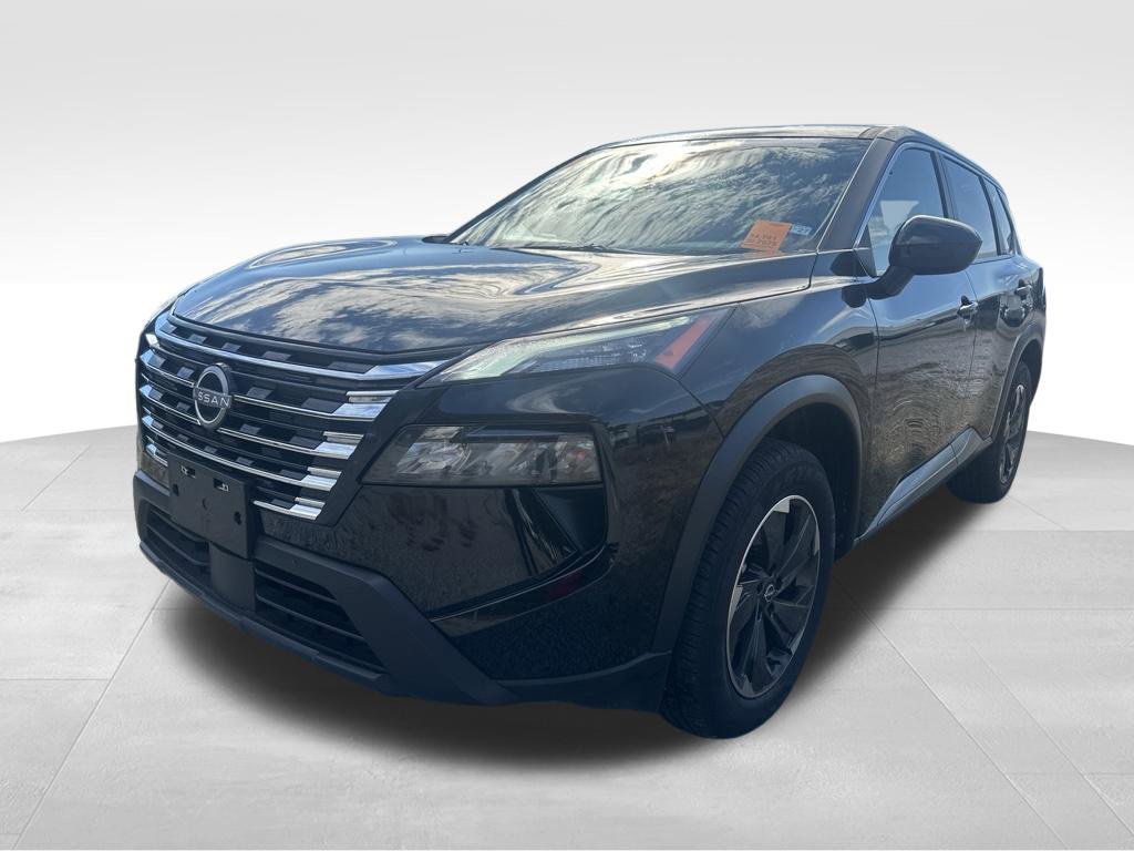 Used 2025 Nissan Rogue SV AWD/4WD image 3