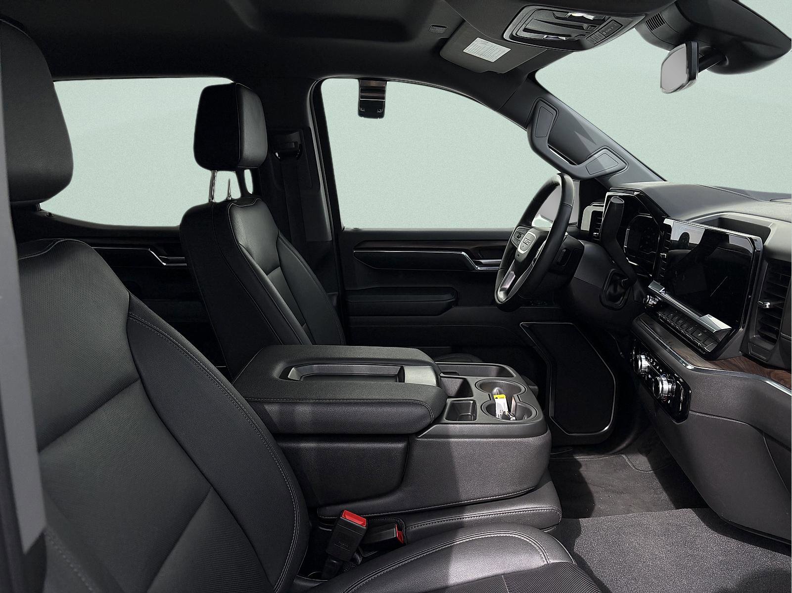 Used 2024 GMC Sierra 1500 SLT image 35