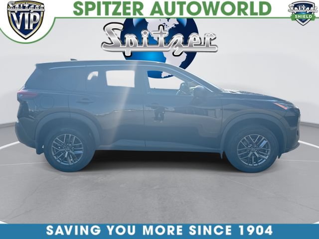 Used 2023 Nissan Rogue S AWD/4WD image 10