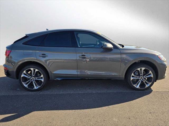 Used 2023 Audi Q5 2.0T Premium Plus w/ Premium Plus Package image 2