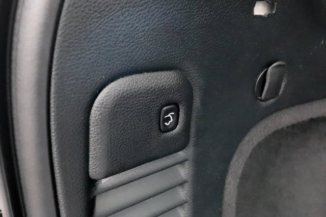 Used 2019 Jeep Grand Cherokee Limited AWD/4WD image 38