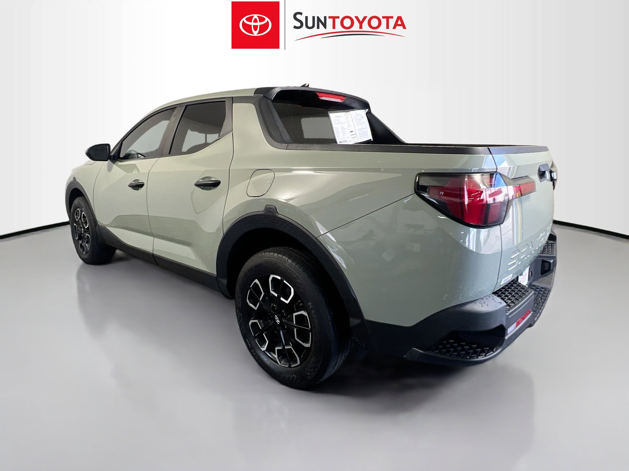 Used 2023 Hyundai Santa Cruz SEL image 6
