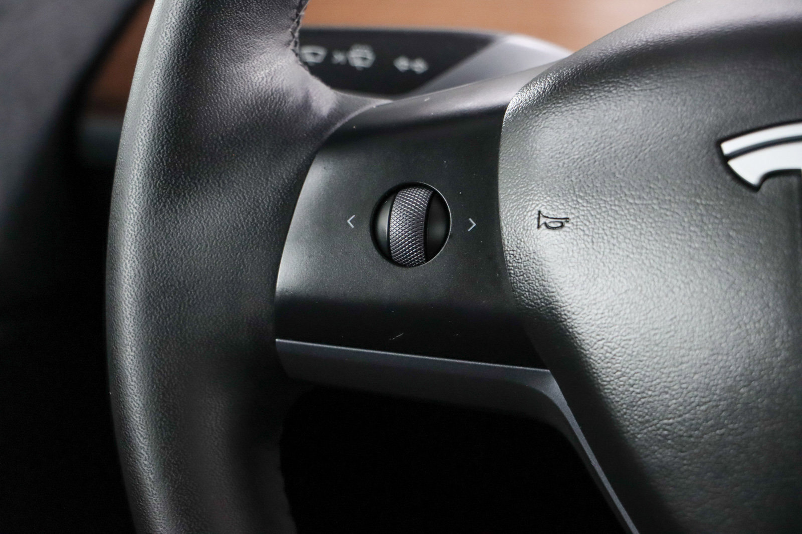 Used 2021 Tesla Model Y Long Range image 13