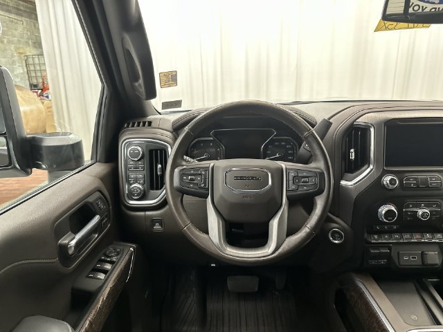 Used 2023 GMC Sierra 2500 Denali AWD/4WD image 14